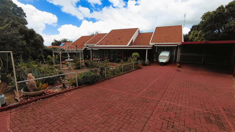 4 Bedroom Property for Sale in Pellissier Free State